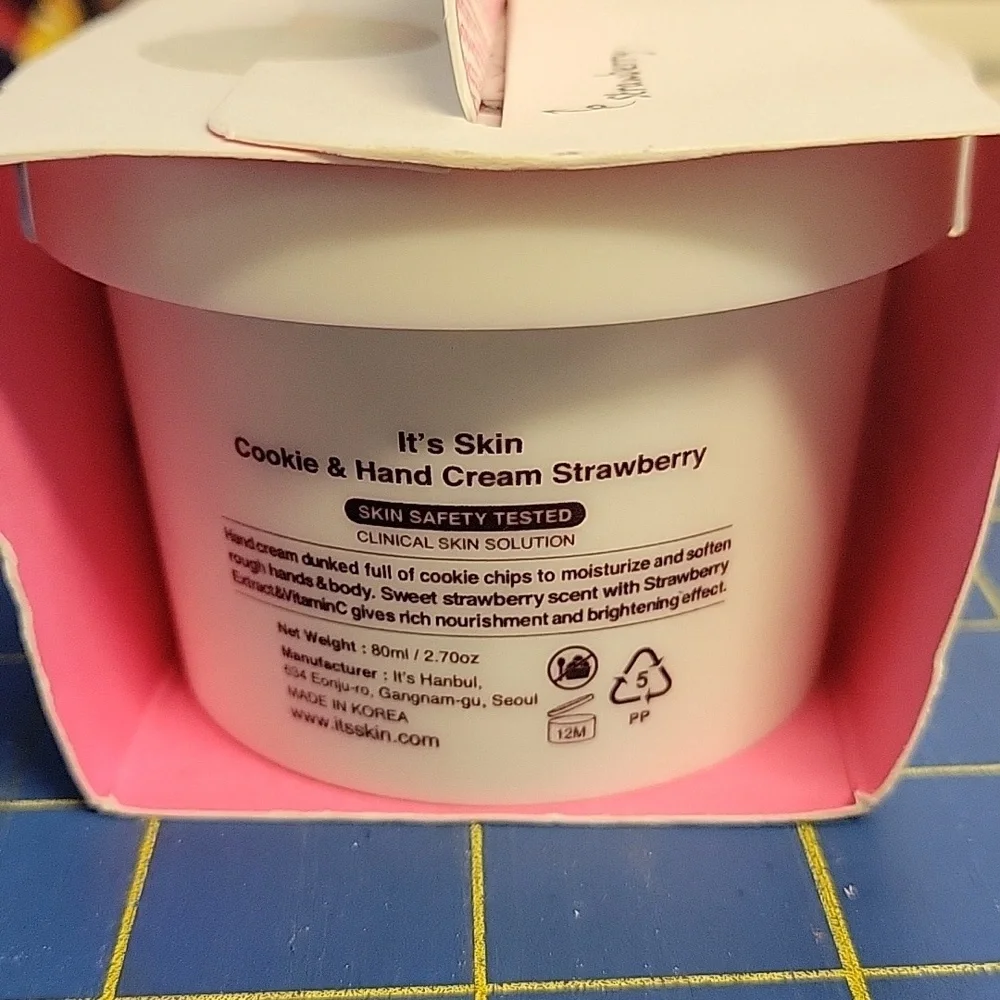 Cookie & Hand Cream Strawberry 80ml NIP Cute